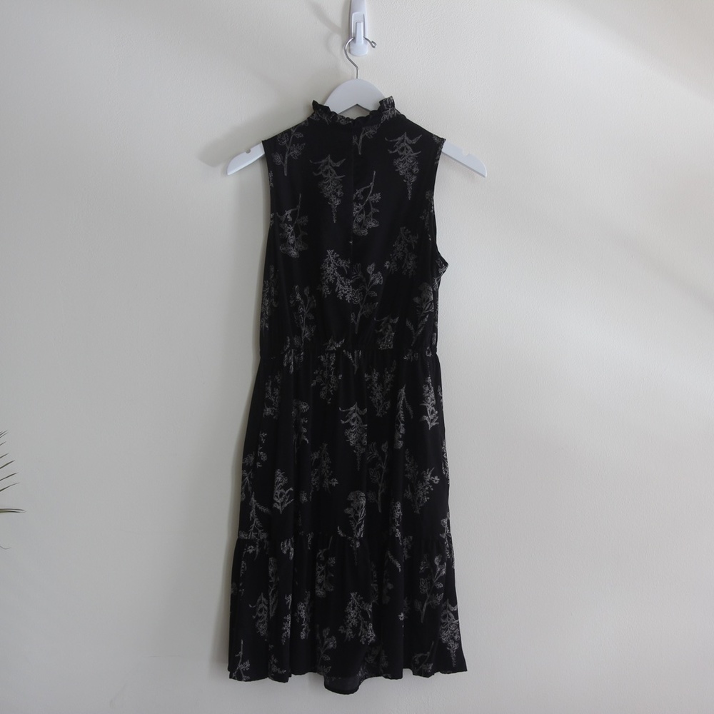 Octavia Dress - Picture 5 of 6